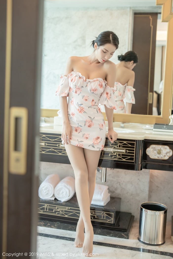 [IMiss爱蜜社] 2019.12.12 VOL.416 Carry [49P/128MB]