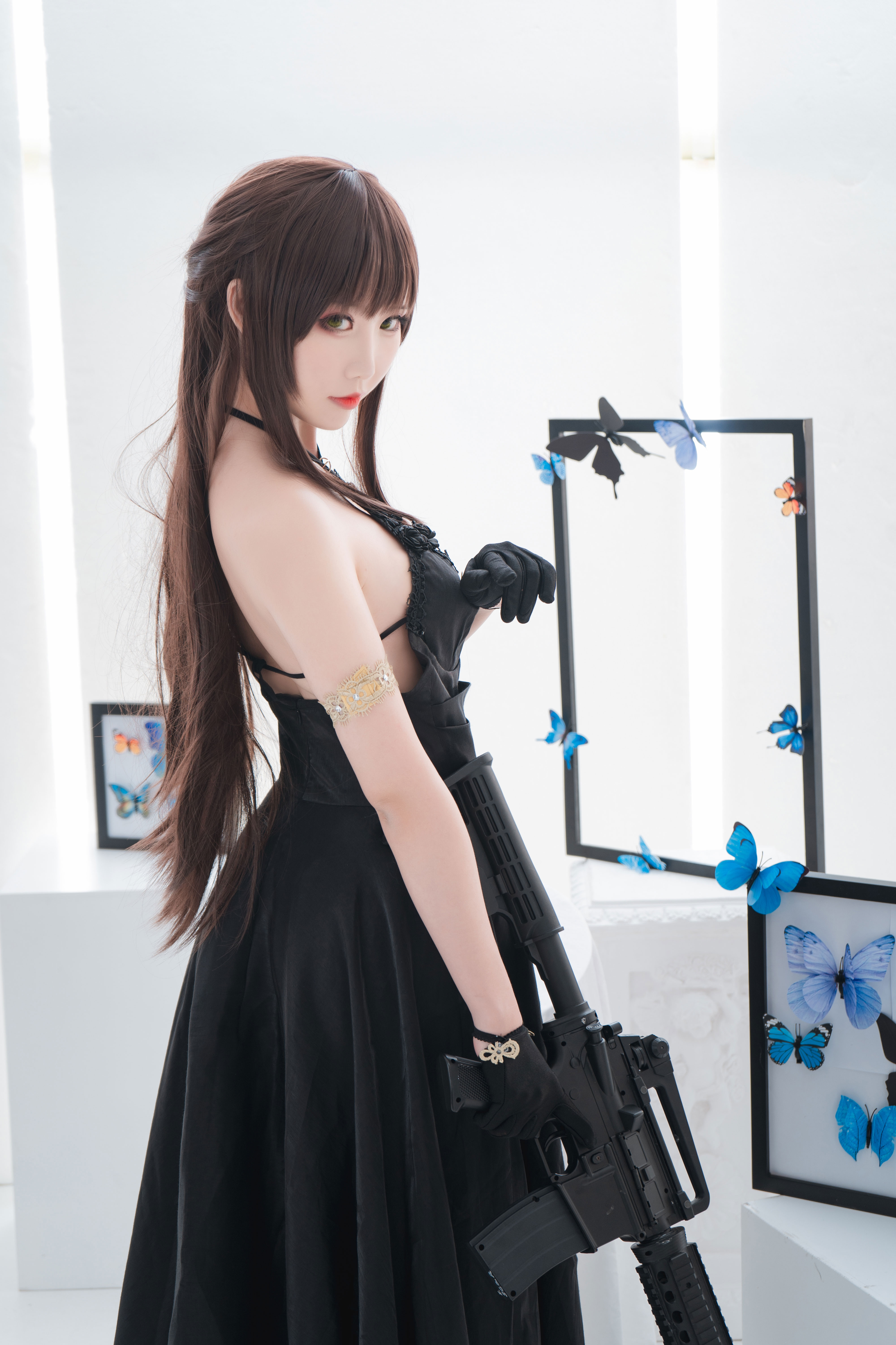 人气动漫Coser@面饼仙儿 M4A1 [21P/155MB]