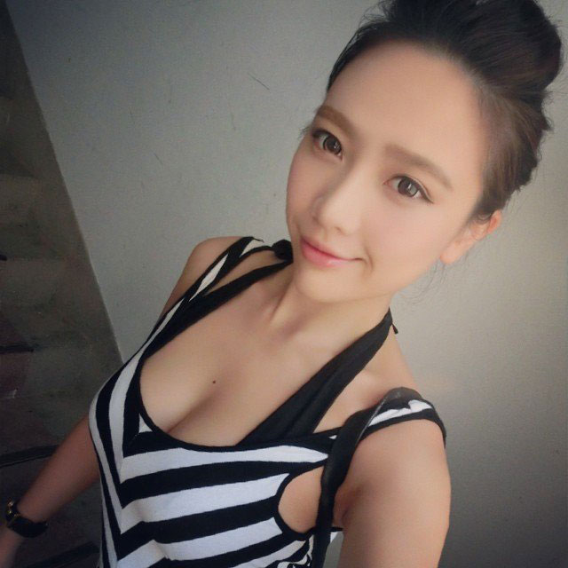 台湾正妹陳立泠(陈立冷Lillian)个人资料介绍,写真照片