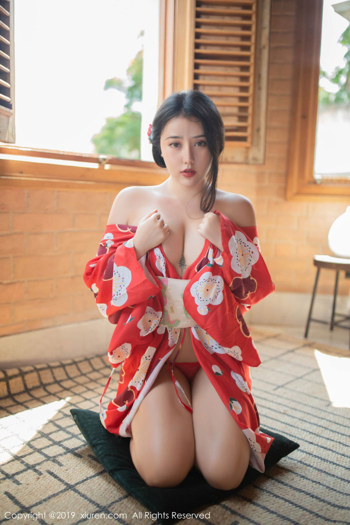 [XIUREN秀人网] 2019.06.11 No.1492 Manuela玛鲁娜 [58P/194MB]