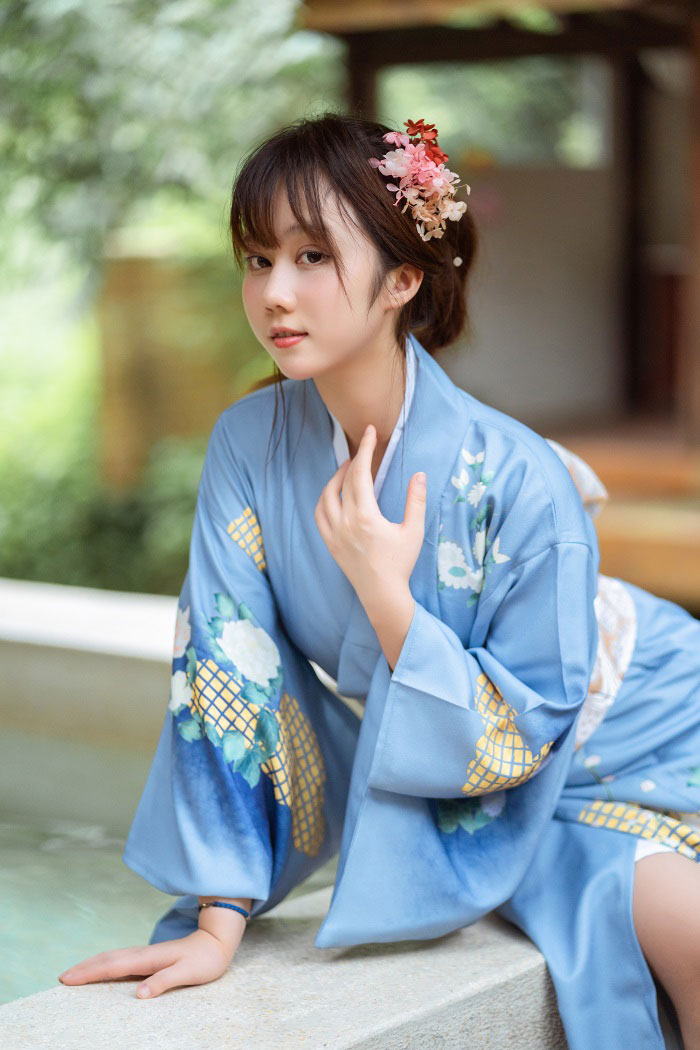 镜酱 - 私奔之和服 [19P 306MB]
