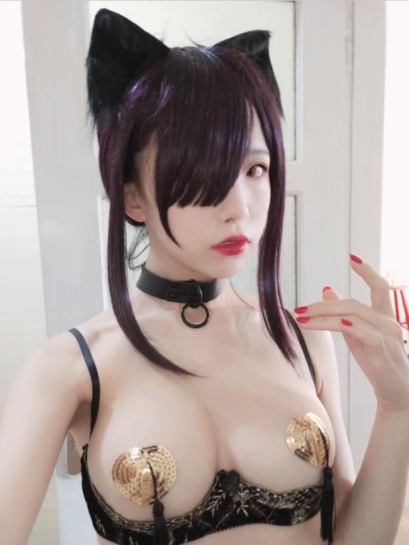 水淼aqua- 黑白猫自拍 黑色内衣自拍 [32P 146M]