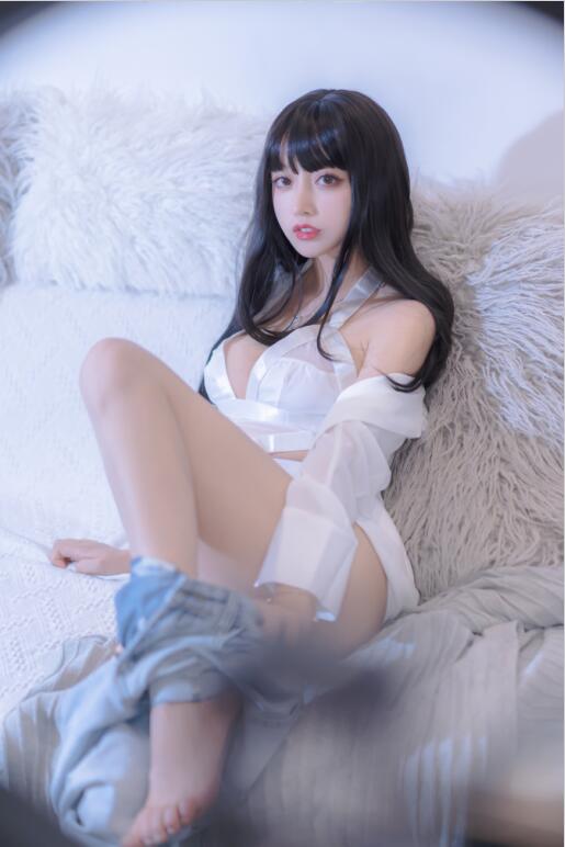 过期米线线喵 米线的休息日 [75P73MB]