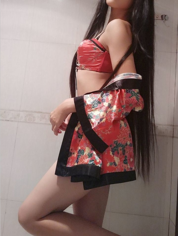 曉美媽  - NO.28 圣诞视频及一些杂图 [101P1V-64MB]