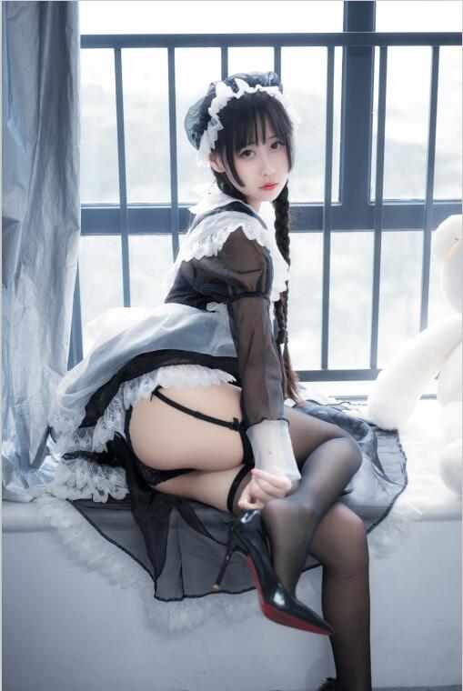 萌芽儿o0 - NO.13 透明女仆 [27P-185MB]