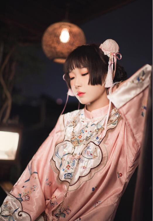 阿包也是兔娘 - NO.09 国潮少女 [15P-114MB]