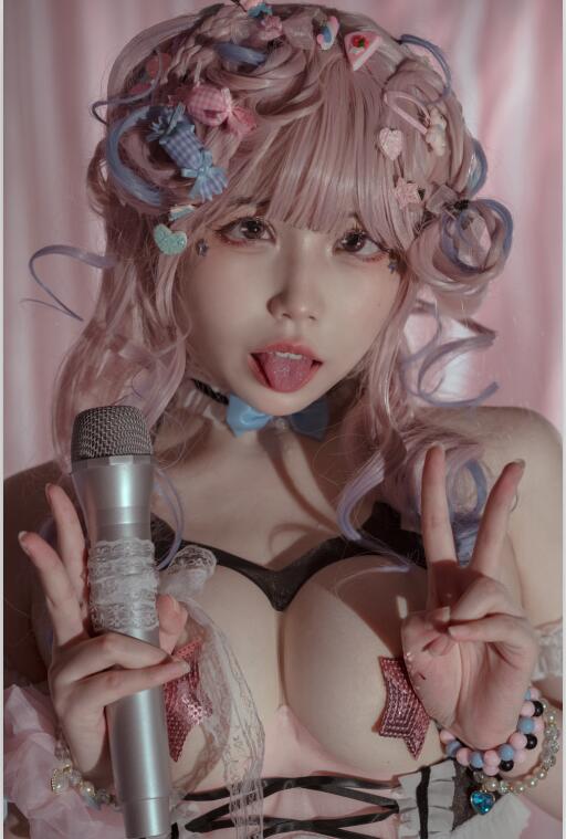 七月喵子 - NO.22 爱豆 [33P-346MB]