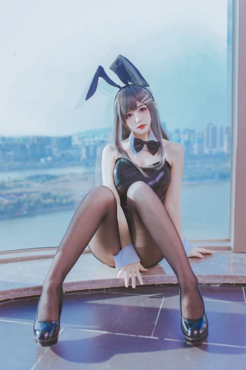 Coser衣衣 - NO.06 麻衣兔女郎 [42P-78MB]