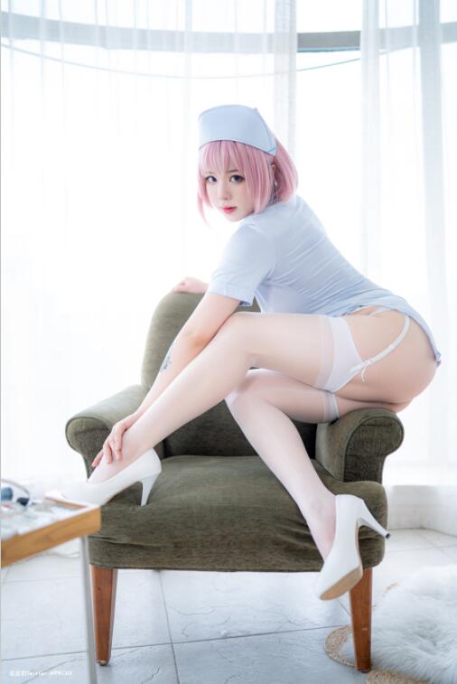 周叽是可爱兔兔 - NO.38 &皮皮奶 粉蓝护士 [77P8V-725MB]