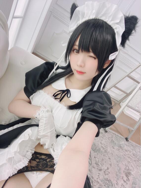 霜月shimo - NO.34 爱宕女仆 [16P2V-174MB]