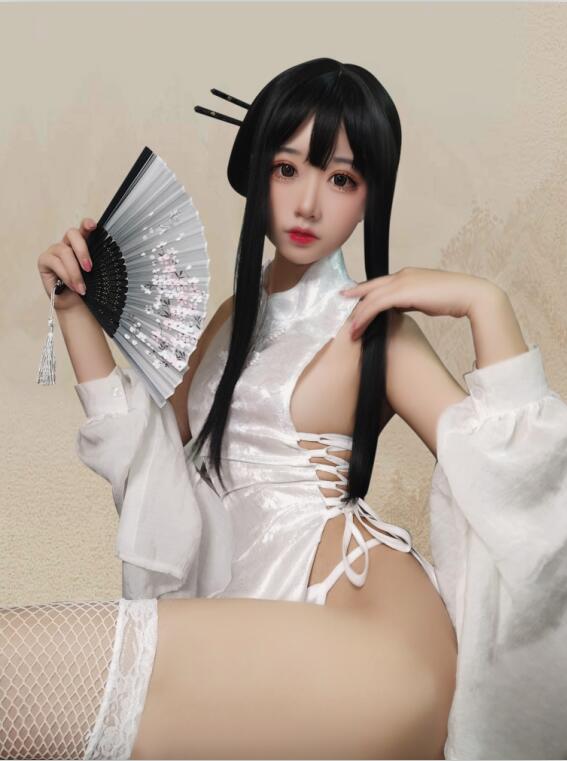 猫君君_MaoJun - NO.17 绑带旗袍 [16P-75MB]