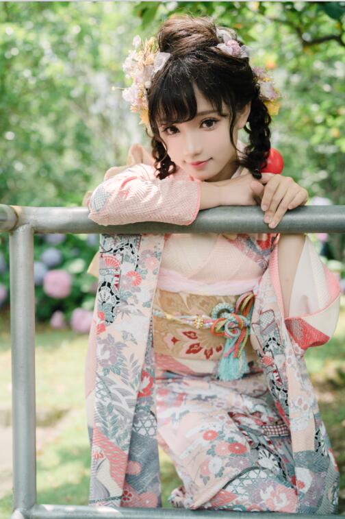 花柒Hana - NO.08 绣球花和服 [18P-437MB]