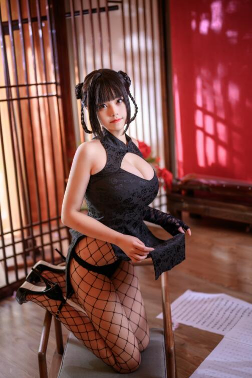 蜜汁猫裘 NO.044 魔女旗袍 56p