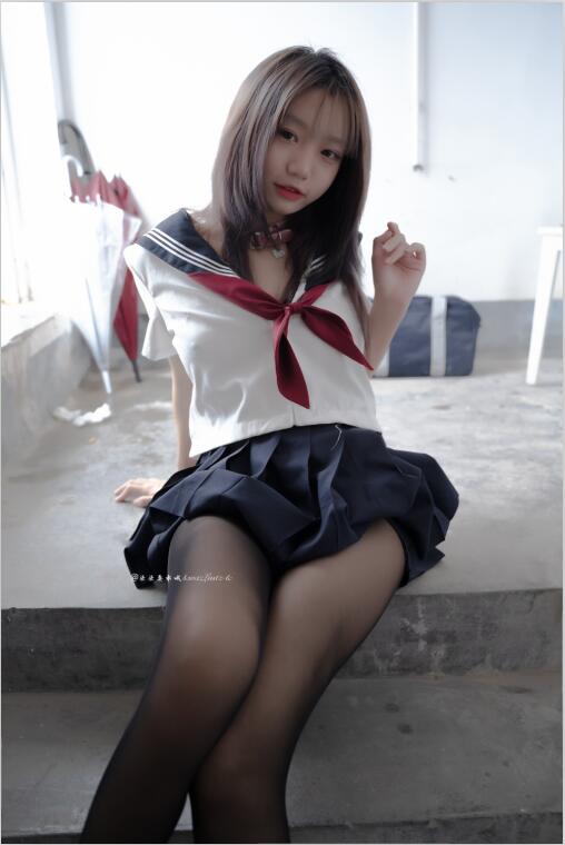 柒柒要乖哦 – NO.007 天台学姐 [80P1V