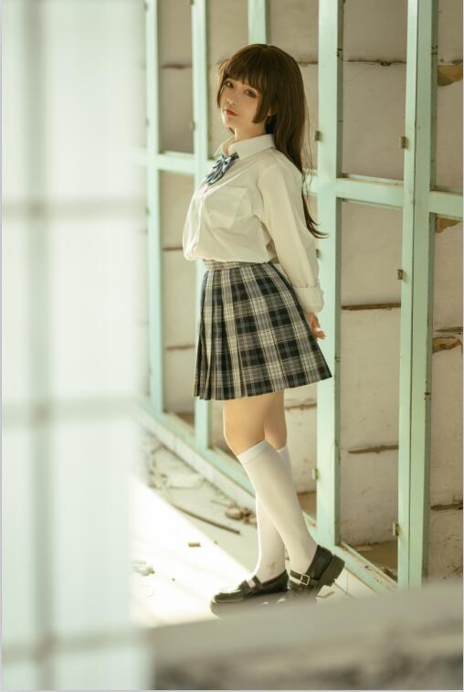 桃良阿宅 - NO.001 桃良JK [20P