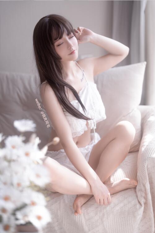 桃良阿宅 - NO.002 桃良吊带 [30P
