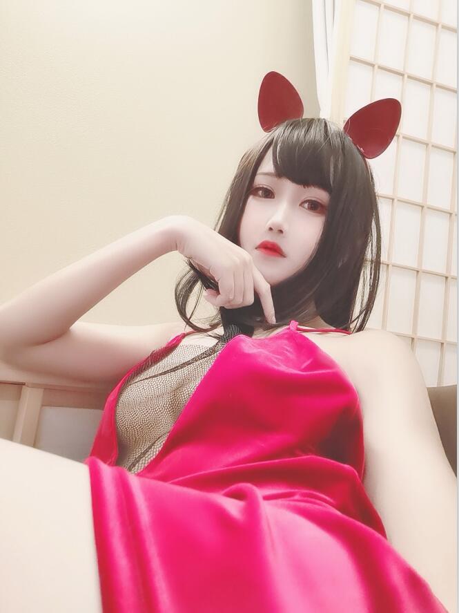 三度_69 NO.046 酒红睡裙自拍 [9P
