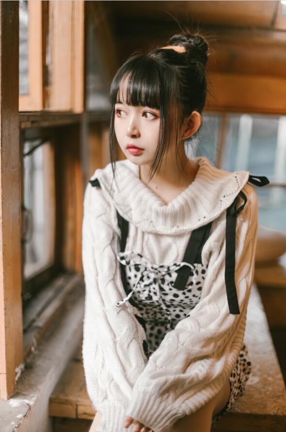 黑猫猫OvO – NO.019 少女心事 21P