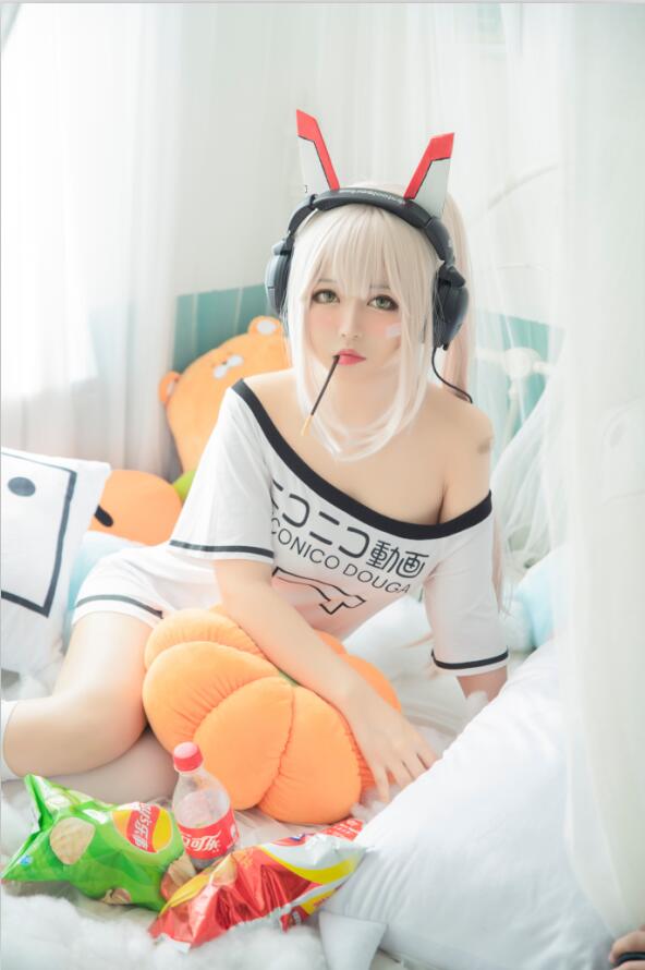 黑猫猫OvO – NO.027 肥宅凌波 19P