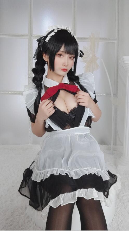 洛璃 LoLiSAMA - NO.16 黑丝女仆 [93P2V