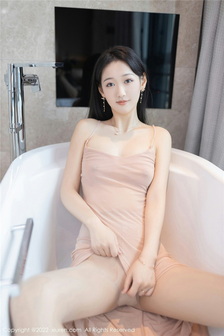 [XiuRen秀人网] 2022.07.18 No.5293 唐安琪 广州-云南旅拍写真 [77+1P]