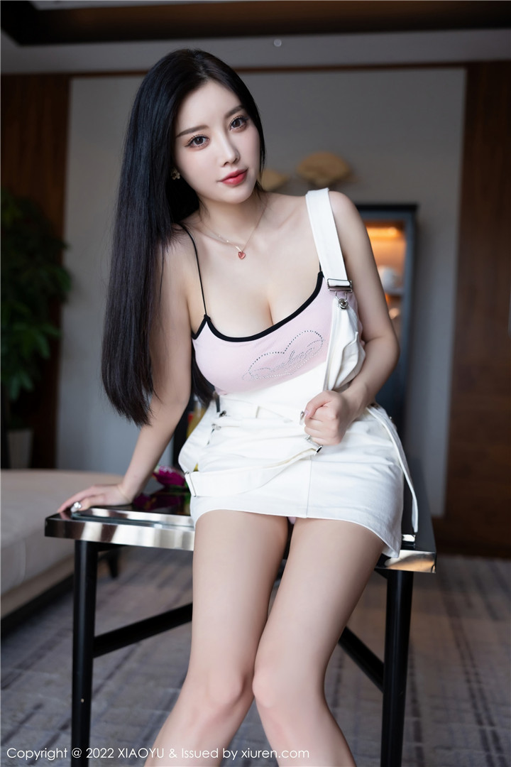 [XIAOYU语画界] 2022.10.21 VOL.887 杨晨晨Yome 性感白色背带短裙[87+1P]