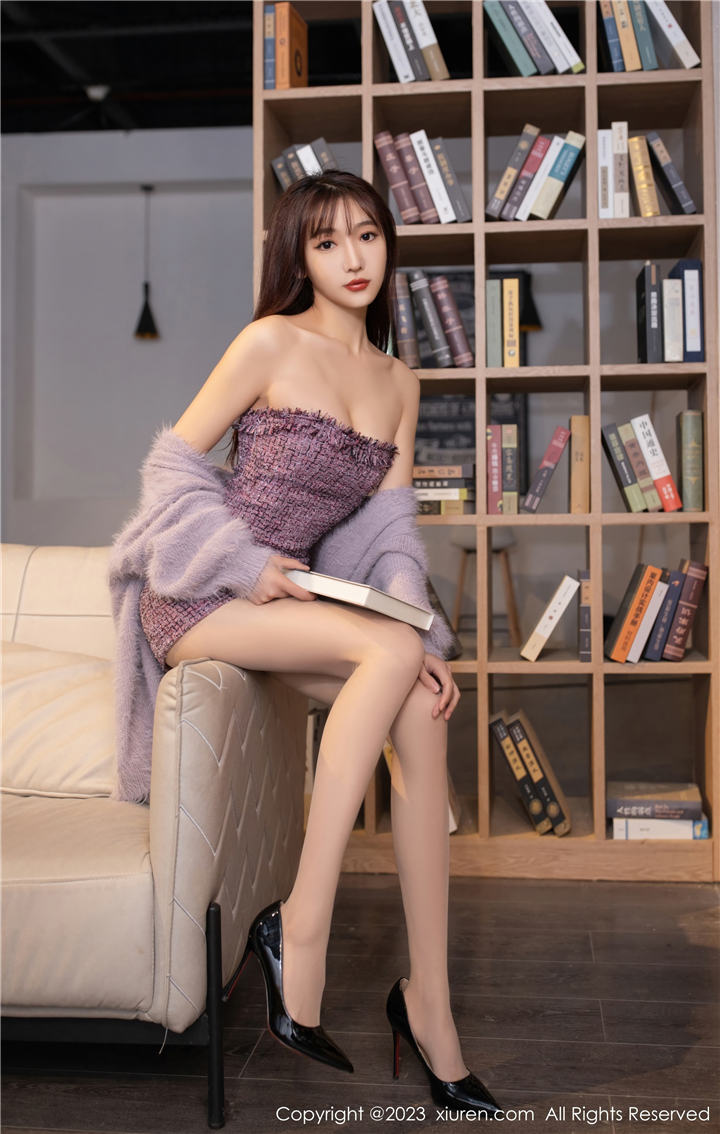 [XiuRen秀人网] 2023.02.02 No.6209 陆萱萱 图书馆场景拍摄[81+1P]