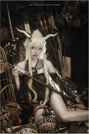 切切celia – NO.15 闪灵 12P