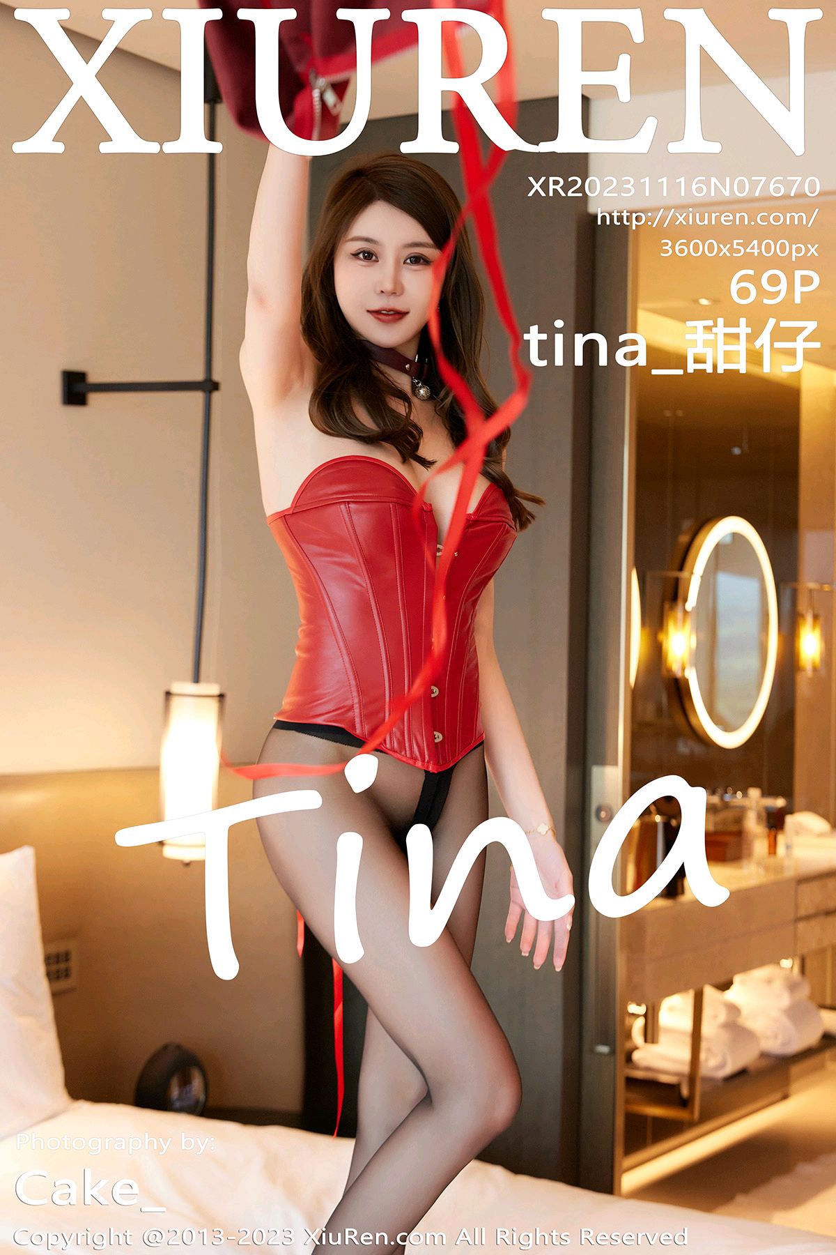 [XiuRen秀人网] 2023.11.16 No.7670 tina_甜仔 性黑色露肩服饰搭配性感魅惑黑丝[69+1P]