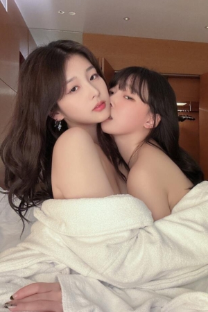 장주(Isabella) – 会员福利 可盐可甜极品模特 [550P+40V1.21g