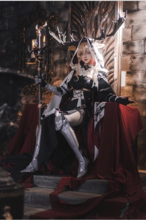 黑龙贯通 – NO.23 薇薇安娜 14P