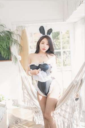 Zzyuri (쮸리) – NO.26 [saintphotolife] Vol.22 Happy Valentine 40P