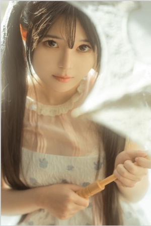 rua阮阮 – NO.07 花房 小裙子 54P