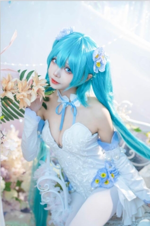 艾西aiwest – NO.11 初音 粉蝶花 42P