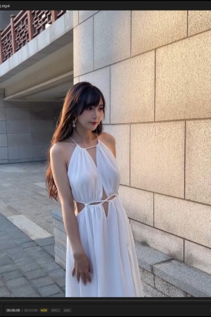 林星阑 – 白色吊带长裙 80p2v1.12g