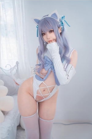 安食Ajiki – NO.09 白猫猫 48P