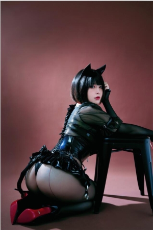 半半子 – NO.74 黑猫NEKO 55P2V