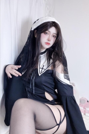 疯猫ss – NO.140 修女自拍 [21P