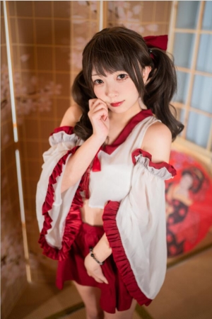 花铃 – NO.61 小巫女 85P