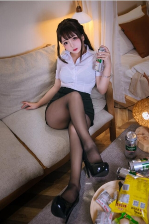 日奈娇 – NO.148 醉酒OL 110P