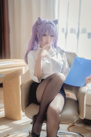 樱梨梨 – NO.07 刻晴秘书 23P