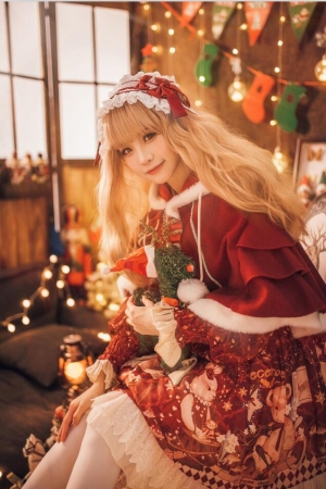 miko酱ww – NO.67 暖屋里的少女 29P