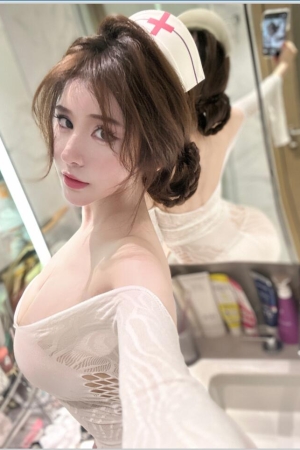 奔跑的晶螺儿 – 小护士 [21P1V