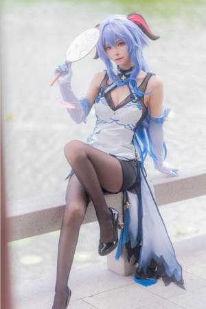 坂坂白 – NO.09 甘雨旗袍 15P