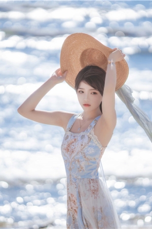 桜桃喵 – NO.190 发光的海 18P