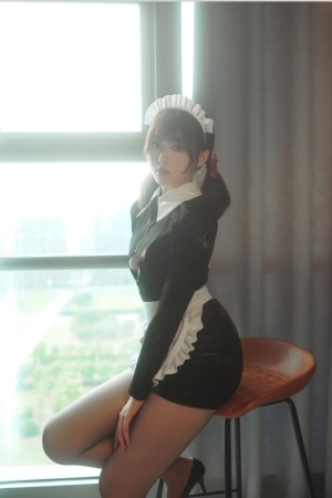 Natsuko夏夏子 – NO.40 漆黑女仆 50P