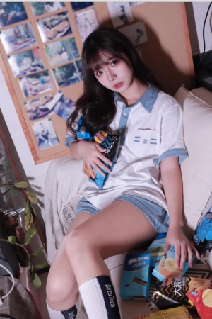 yuuhui玉汇 – NO.87 蓝白条少女 81P