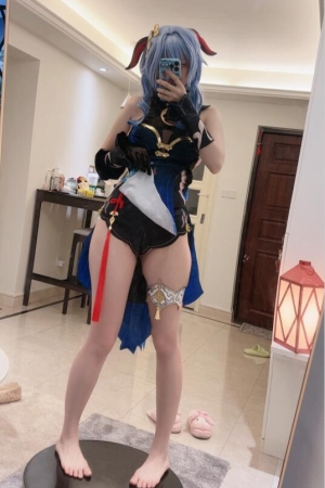 屑雪雪鸭 – NO.03 甘雨 新年 44P2V