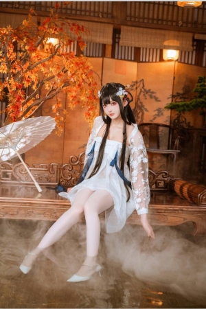 y妹不是小叶 – NO.01 碧蓝航线 逸仙 膏发凝脂 18P