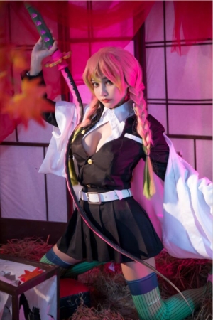 Choi Ji Yun – NO.32 Mitsuri Kanroji [9P